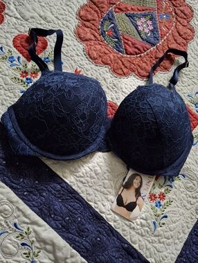 Joyspun Navy Blue Lace Push-up Bra 36D NWT